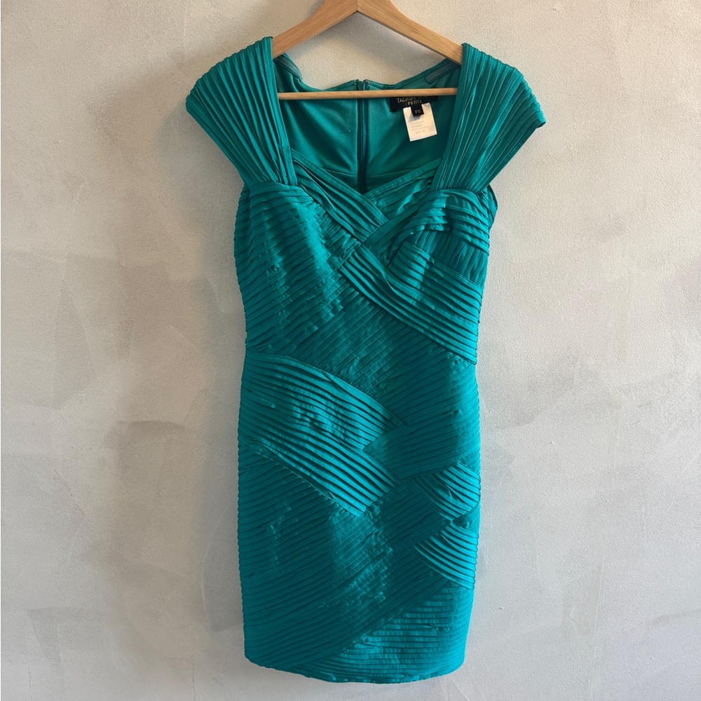 Tadashi Shoji - Teal Ruched Sweetheart Mini Dress - Petite Small